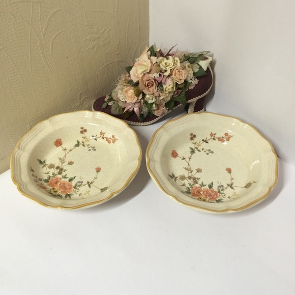 Mikasa Dining 2 Garden Club Silk Bouquet Bowls Poshmark